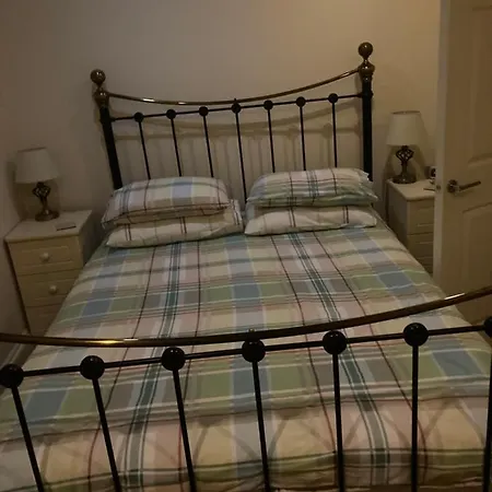 Pebbles 7 In The Old County * 휫비