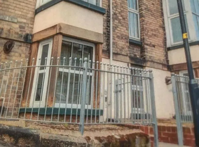 Pebbles 7 In The Old County アパート *