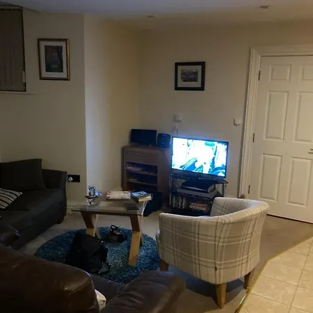 Pebbles 7 In The Old County